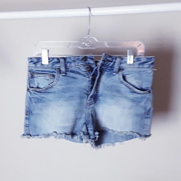 Free People  shorts... - Picture 3 of 8